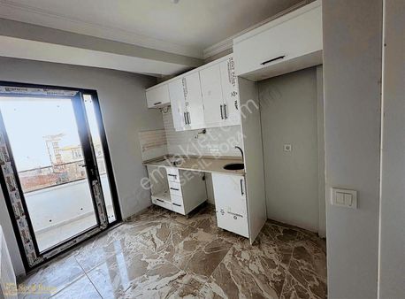 Seçil Bora'dan Salı Pazarı Mevkii'nde Satılık 2+1 Daire