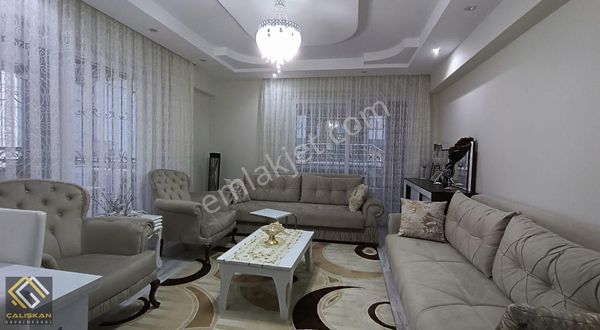Çakmak'ta Kullanışlı 2+1 120 M² Daire