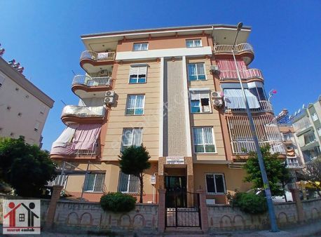 Kızıltoprak'ta Postane Arkası Bakımlı Önü Açık 2+1 Ayrı Mutfaklı