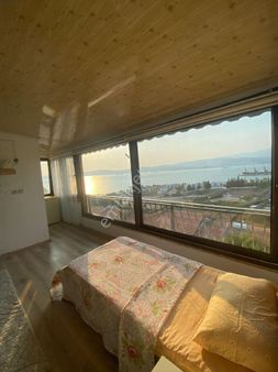 Muğla Milas Güllükte Satılık Full Deniz Manzaralı Müstakil Tripleks