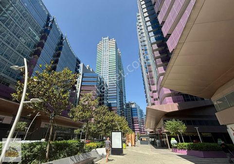 Ağaoğlu Maslak 1453 1+1 Ara Kat Güncel Boş Satılık Daire