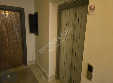 Şimşekten Ören Yolunda 3+1 Daire