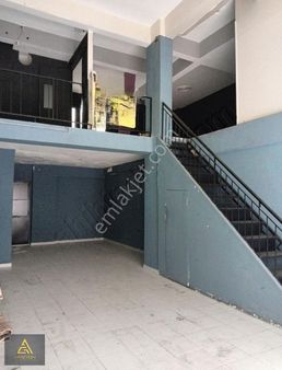 İhsaniye Kıbrıs Cad 150 M2 Caddeüstü Satılık Dükkan