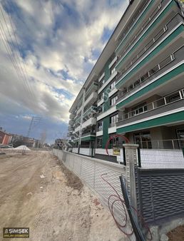 Küçük Kumköprü Caddesinde Ultra Lüks 3+1 4-+1