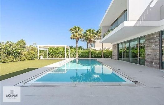 Urlada Sıfır Ultralüx Villa 4+1 230m2 Müstakil Havuzlu