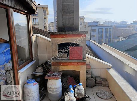 Küçükbakkalköy Bankalara Yakın Boş Dubleks 8.900.000tl