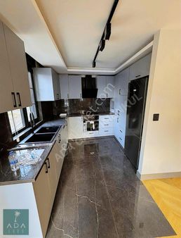 Ortaköyde Satılık Sıfır 4+1 İkiz Villa