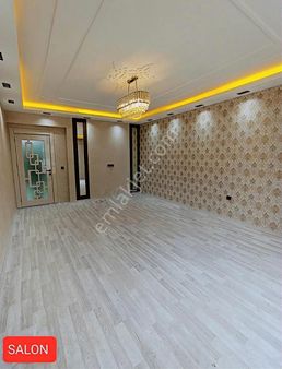 Elçi Gayrimenkul Den Merkezi Konumda Satılık Sıfır 3+1 Göbek Kat