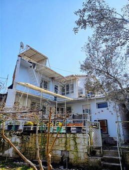 Ersoy Emlak'tan Satılık Geniş Bahçeli Müstakil Ev