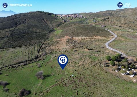 Karaburun Parlak Köyü'nde 1101 M2 Satılık Tarla