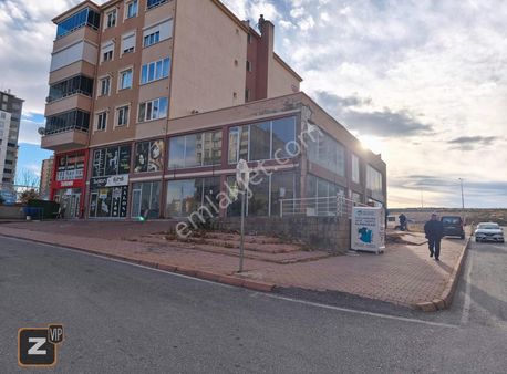 Serkent Te Anayol A Cephe Satılık Dükkan
