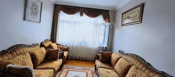 Bakımlı Çift Cephe Açık Geniş Daire