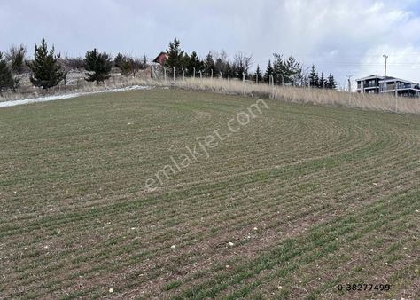 *karaca Emlaktan Satılık İmarlı Villa Arazisi*
