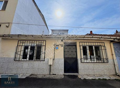 Baker'den Adalet Mahallesinde Tek Katlı Müstakil Ev