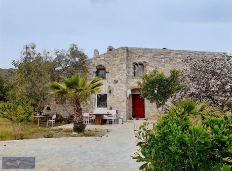 Eski Datça'da Dubleks 5+1 Müstakil Taş Ev