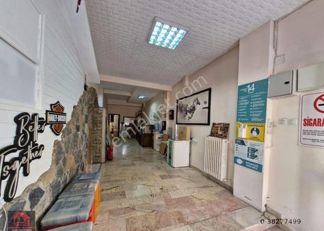 Küçükesat Mahallesi Beyazgül Sokakta M2 Si Yüksek Emsalsiz Satılık Kupon Mağaza-dükkan .......