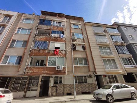 Edremit Cumhuriyet Mahallesi Üçgen Park Mevkii Satilik Masrafsız Daire