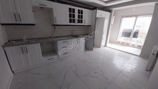 Buca Göksü Mahallesinde Satılık Sıfır Mustakil Bina