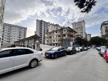 Mutlu Aydın'dan Suadiye Sahil'de Projeden Güney Cephe Ebeveynli