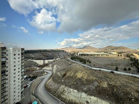 Derbent'te Merkezi Konumda Site İçerisinde 3+1 Katta Ebeveyn Banyolu Yapılı Satılık Daire!!!