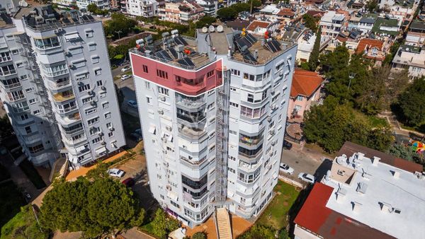 İktisat'dan Gürsu/konyaaltında 3+1 140m2 Deniz Manzaralı Asansörlü Siteiçi Satılık Daire