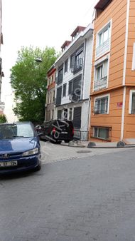 Cihangir De Komple Yeni Bina