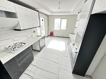 Yeni Sahiplerini Bekliyor!saraycıkta 4+1 Lüks E.banyolu Kilerli