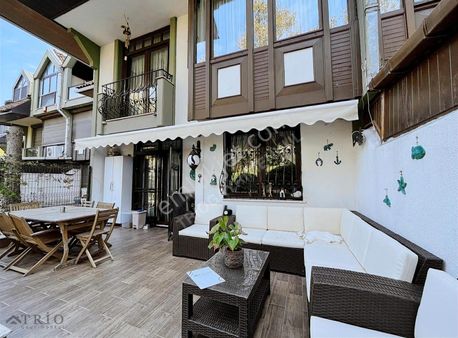 Bahçeşehirde Satılık "a Tip Çınar Villa" Gölet Manzara&tadilatlı