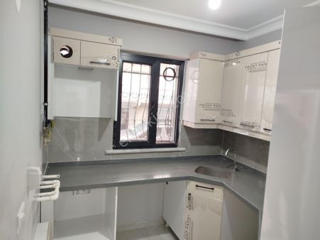 Arıkoğlundan U.mumcuda 2+1 75 M2 Yüksek Giriş Daire