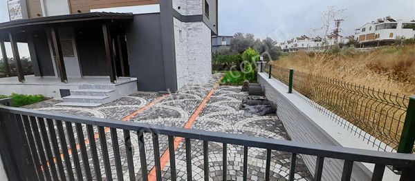 Deniz Manzaralı Müstakil Villa
