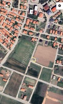 Uşak Atatürk Mahallesinde 352 M2 Satılık Arsa