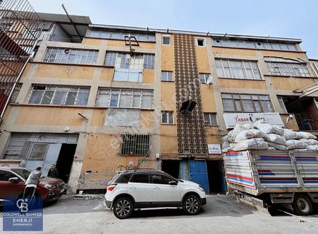 Bayrampaşa'da Satılık 750m2 Depo İmalata Uygun Merkezi Lokasyon