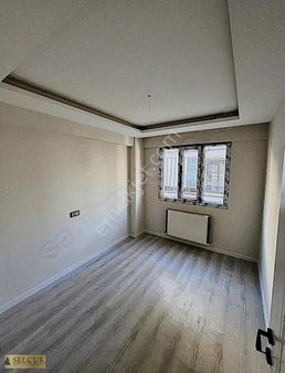 Selçuk'tan Muradiye Mah 2+1 Full Lüks Satılık Daire