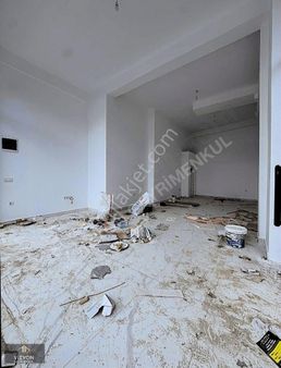 Vizyondan Aşağı Pazarcı Mahallesinde Satılık Sıfır Dükkan