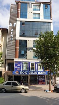 Denizli Halk Caddesi Anayola'da 5.kat Eşyalı Apart