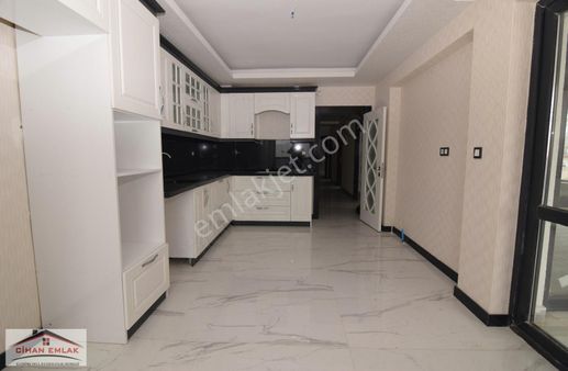 Ayvalıda Karakeçili Cad.üzerinde Etlik Şehir Hast. 5 Dk Mesafede