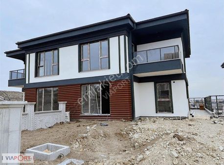 Etimesgut Bağlıca Mah. Modern Mimari 4+1 Villa