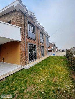 Etimesgut Bağlıca Mah. Modern Mimari Lüks Yapılı 5+1 Villa