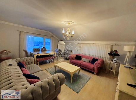 Beykoz Ortaçeşme'de Boğaz Manzaralı 2 Katlı Satılık Müstakil Ev