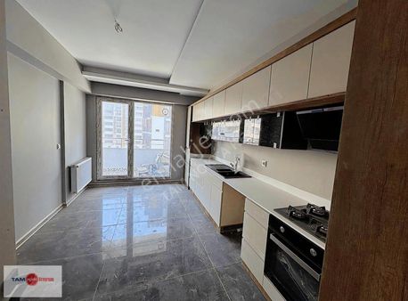 Turyap Tam Nokta Kentten Kombina Bölgesinde Satılık Arakat 4+1