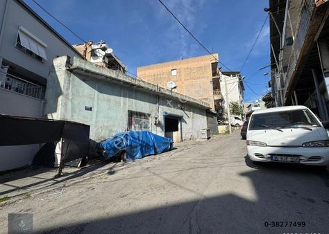 Karabağlar Çitlenbik Üstünde Kiralık Depo Dükkan 94m2