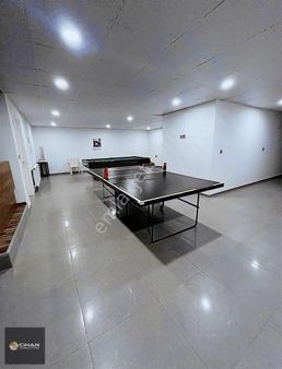 Kuşadası Merkezde 3+1 Eşyalı Fırsat Geniş Satılık Yazlık Daire