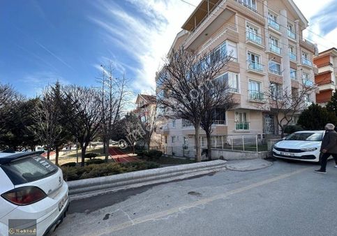 Etimesgut Alsancakta Yarım Kot 130m2 Masrafasız Bakımlı Boş Satılık 3+1daşre