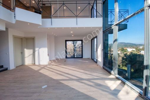 Milas Kısırlar'da 5+2 Lüx Villa (1000 M2 Arazi)