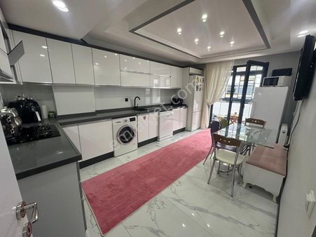 Kumlubelde Geniş İskanlı Çift Cephe Çift Balkon Sıfır Ayarında Daire