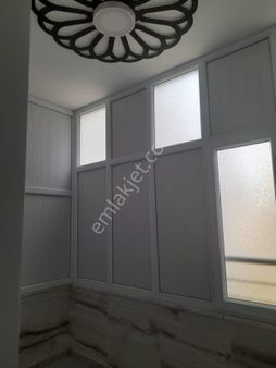 Nizip Menderes Mahallesinde 3+1 Satılık Daire.