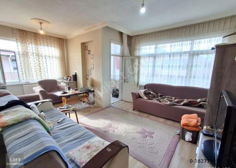 Loft'tan Sefaköy De Cadde Üzeri Satılık Krediye Uygun 2+1 Daire