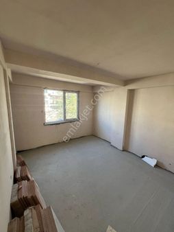 71 Evler Mahallesinde Satılık 2+0 Daire