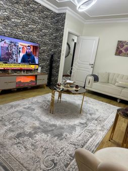 Şirinevlerde Arakat 3+1 Aile Apartmanı Çok Kullanışlı Daire