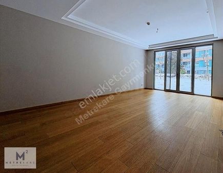 Vadistanbul Teras 3+1 Satılık Bahçe Katı